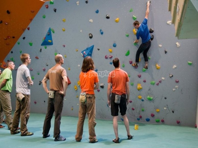 Big Rock Climbing, prices and bookings 2024